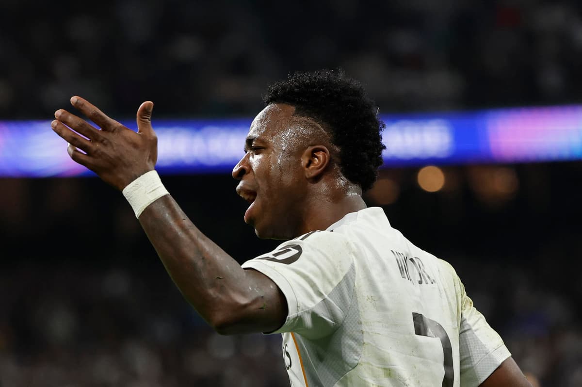 Brasileño Vinicius le da el triunfo al Real Madrid en Sevilla, que aún perdiendo no descenderá