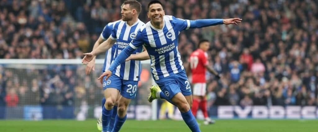Paraguayo Diego Gómez, sin lesión grave en Brighton, da parte de tranquilidad