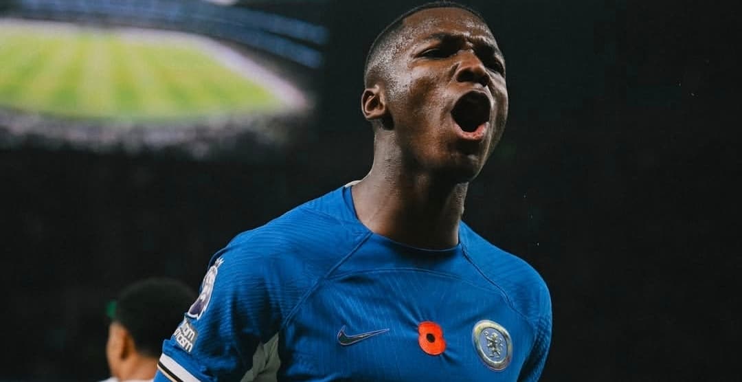 Ecuatoriano «Moi» Caicedo, hasta 2033 con el Chelsea