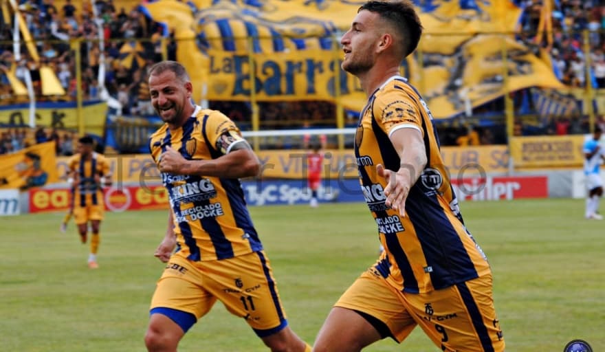 Uruguayo y colombiano, los únicos foráneos en la tabla de asistidores en El Salvador