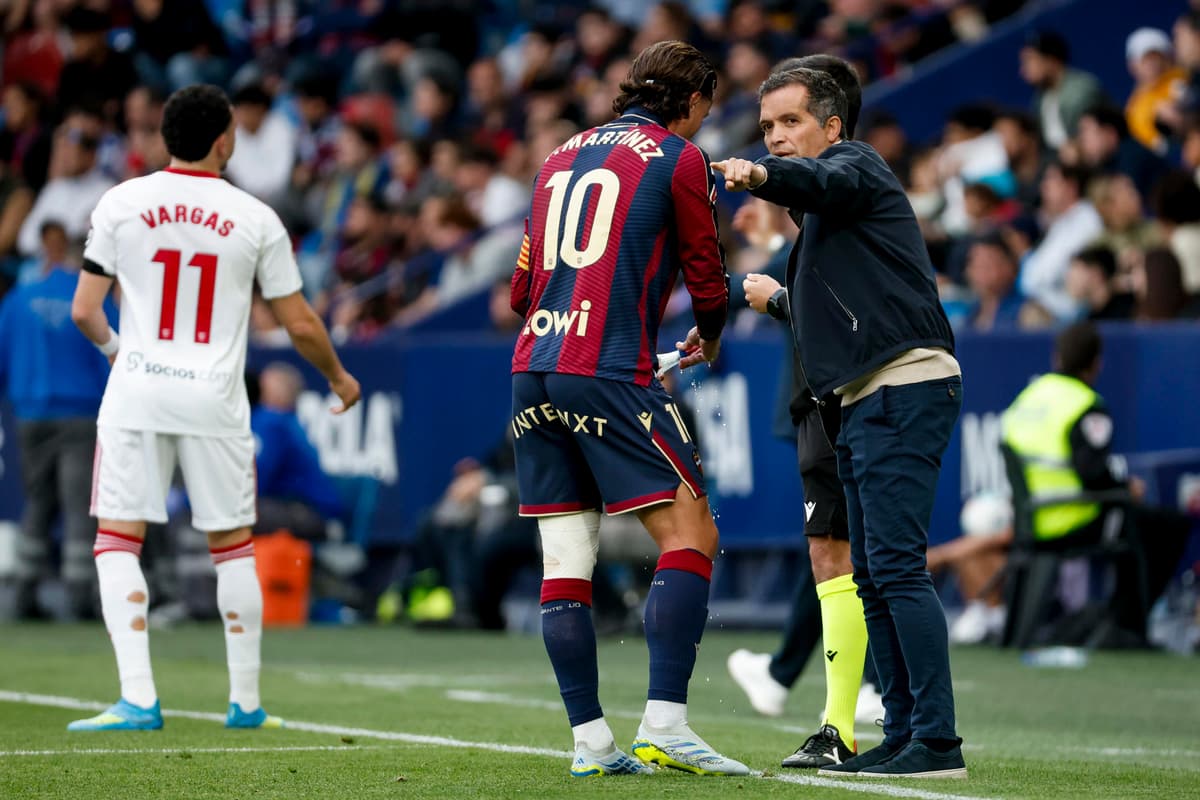 Levante necesita vencer al Betis, en Sevilla, para seguir en primera división