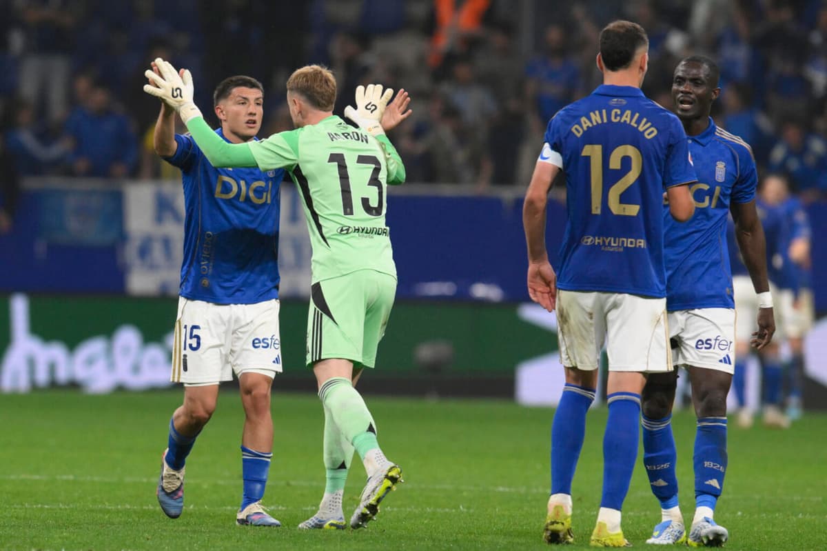 La última bala del «mexicano» Real Oviedo ante el Elche que busca su primera victoria como visitante