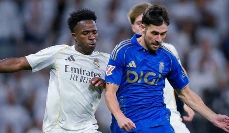 DT uruguayo Almada entiende el tributo a Cazorla