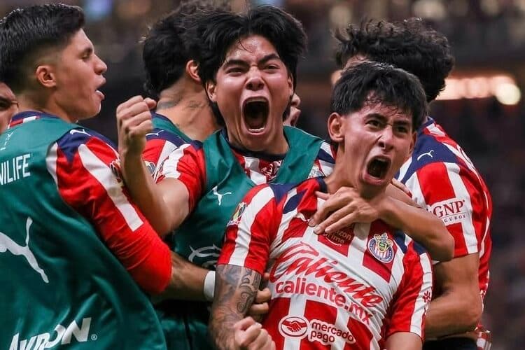DT argentino Gabriel Milito, firme con el trabajo y la humildad en avance de Chivas