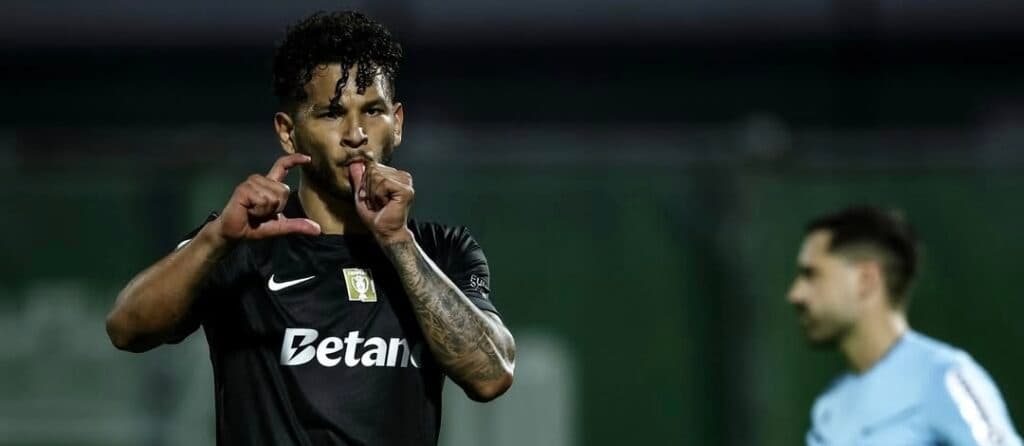 Impulsado por el colombiano Luis Suárez, el Sporting de Lisboa se pone segundo en Portugal