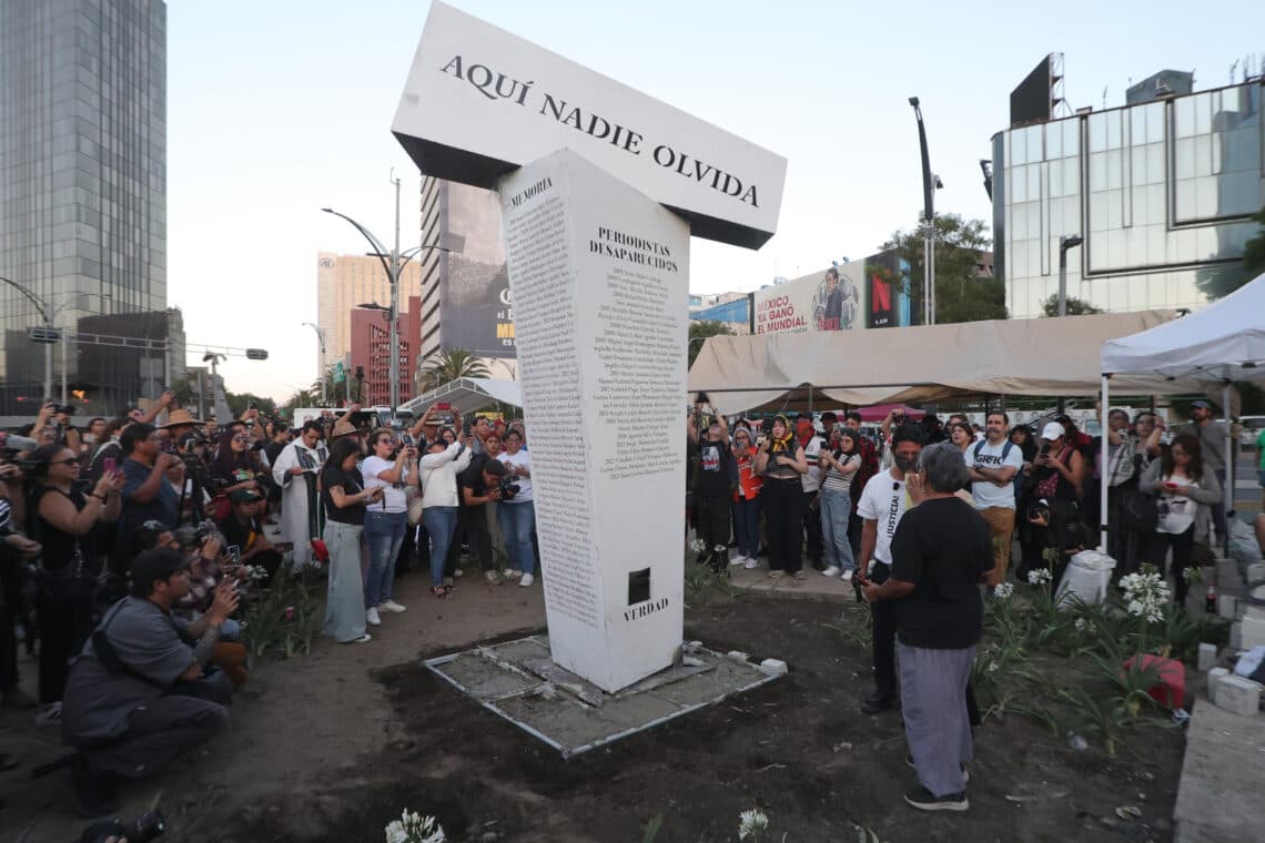 PERIODISTAS Instalan antimonumento en memoria de informadores asesinados en México