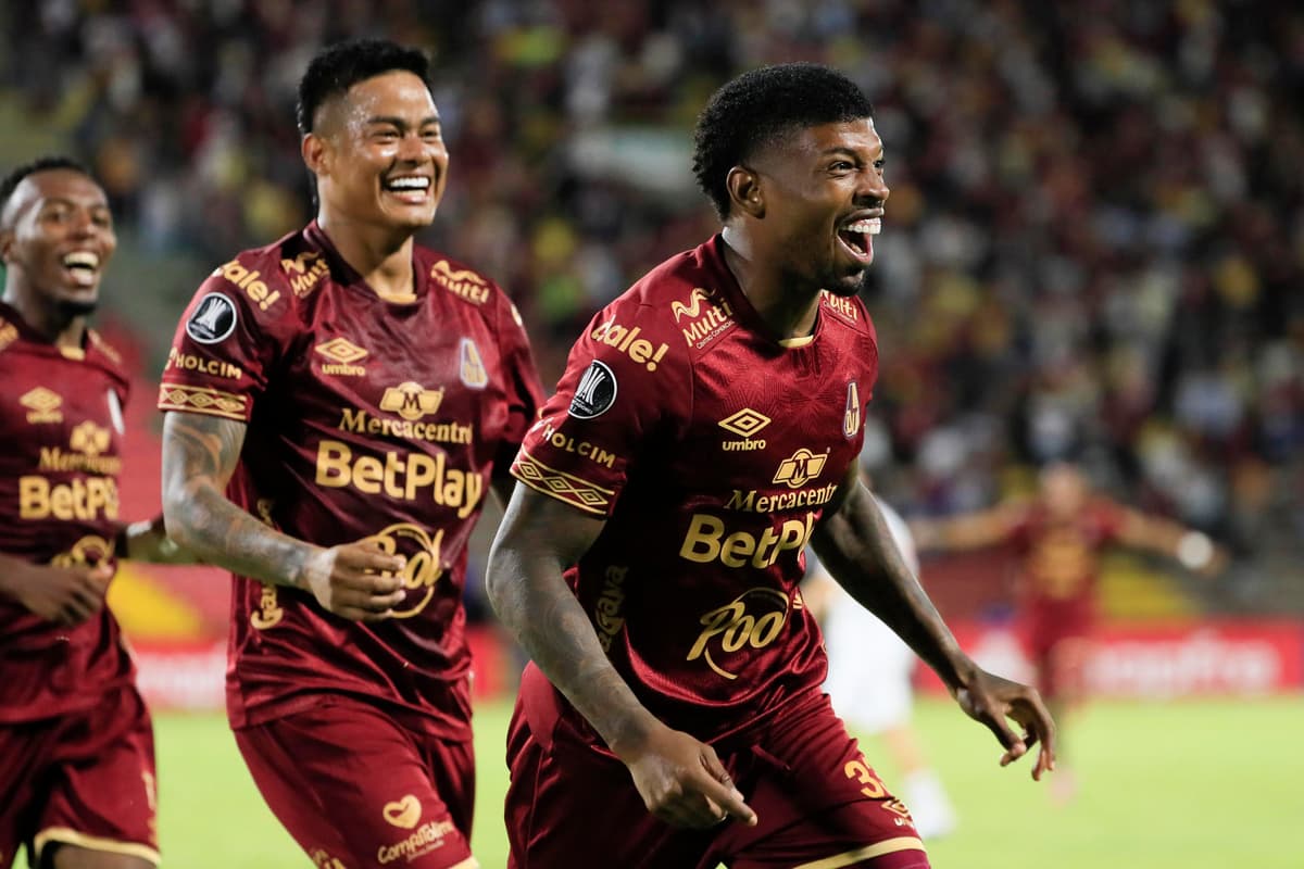 Tolima somete a Nacional y mantiene el liderato del Grupo B
