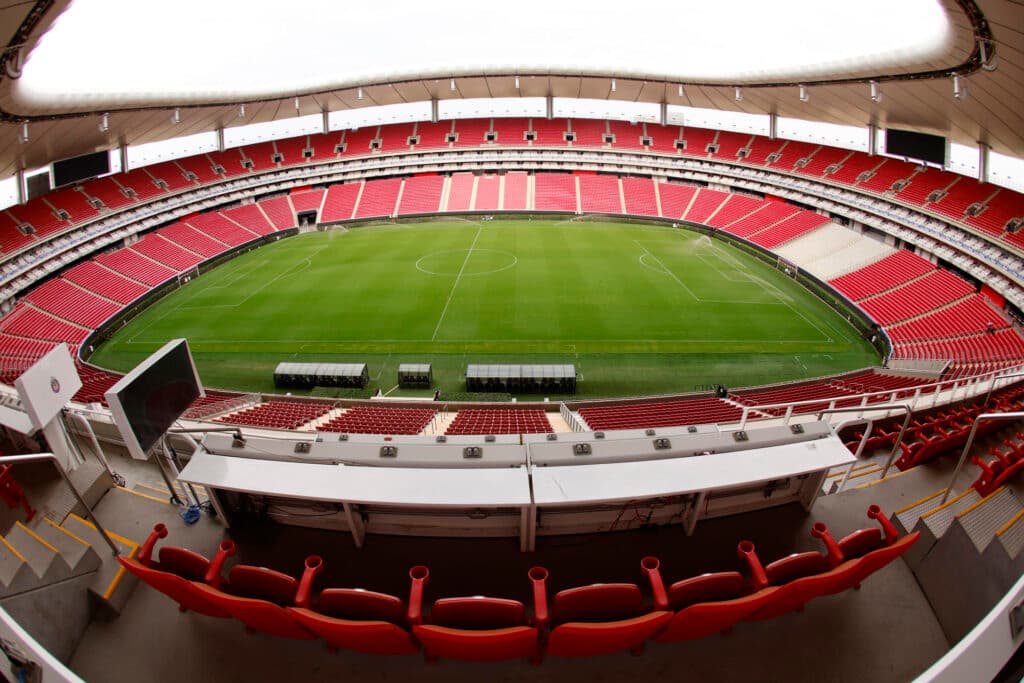 11 DÍAS: El Estadio de Guadalajara finaliza su modernización tecnológica ad portas del Mundial