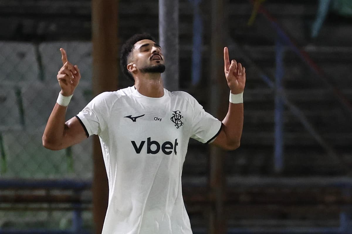 INVICTO, Botafogo se impone en Caracas y manda en su grupo