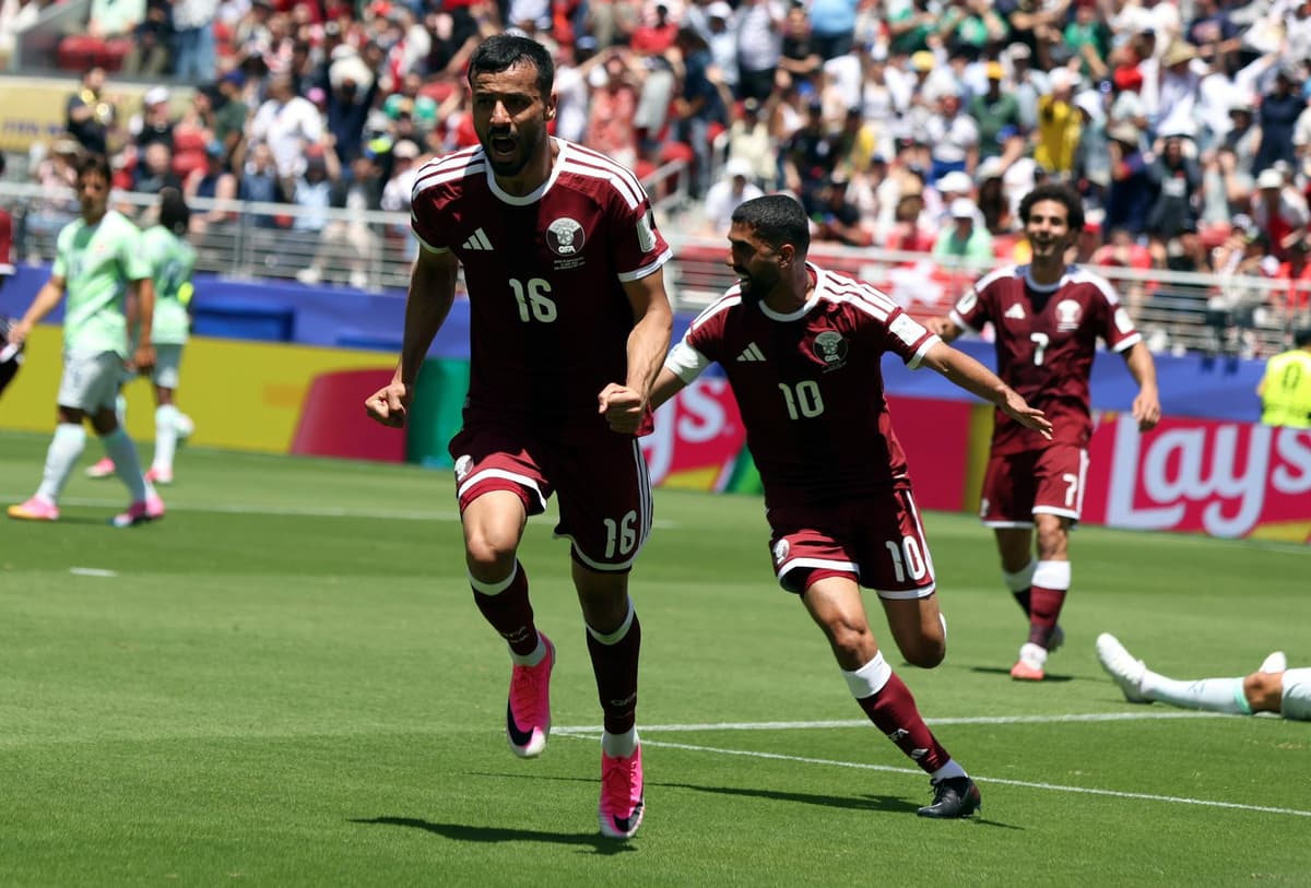 ¡MILAGRO AL 95! Catarí Khoukhi castiga al suizo Embolo y revive a Catar