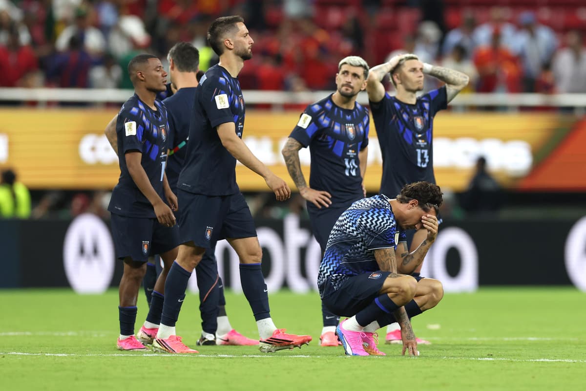 ¡GOLPE MUNDIAL! España sentencia a Uruguay y deja fuera al argentino Bielsa