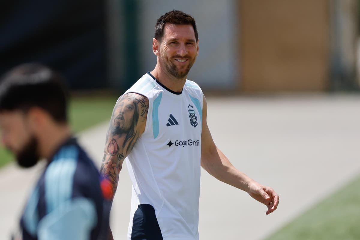 ¡LEYENDA INAGOTABLE! El argentino Messi celebra 39 años rompiendo récords y persiguiendo nuevas marcas en el Mundial