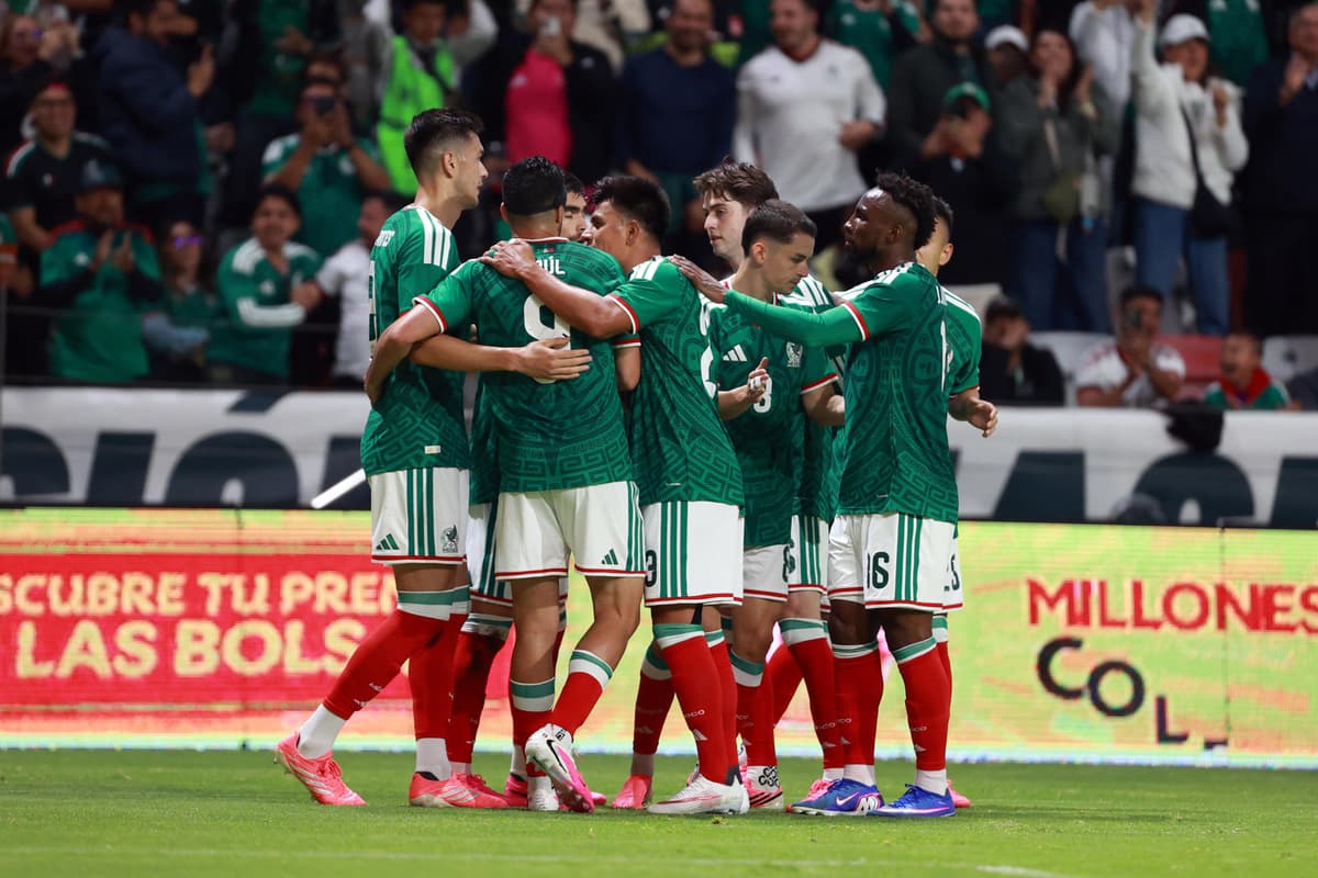 PROMETEDOR México goleó a una Serbia frágil en defensa, ocho días antes del debut en el Mundial
