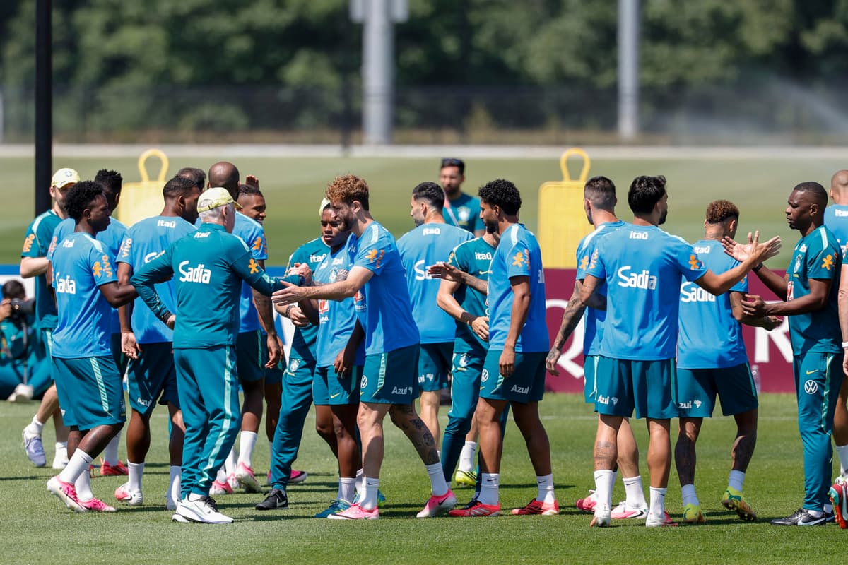 ¡TODO O NADA POR EL LIDERATO! Los brasileños Neymar y Martinelli afinan detalles para el duelo ante Escocia