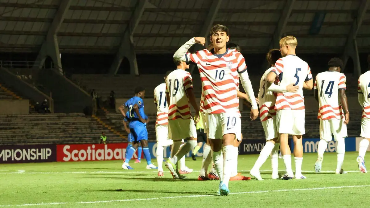 DEBUT DE AUTORIDAD: los estadounidenses Ramos y Morales sellan el 3-0 sobre Haití