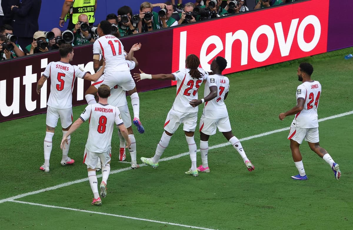 ¡VOLVIÓ A SER DECISIVO! Bellingham firma un doblete y lleva a Inglaterra a semifinales