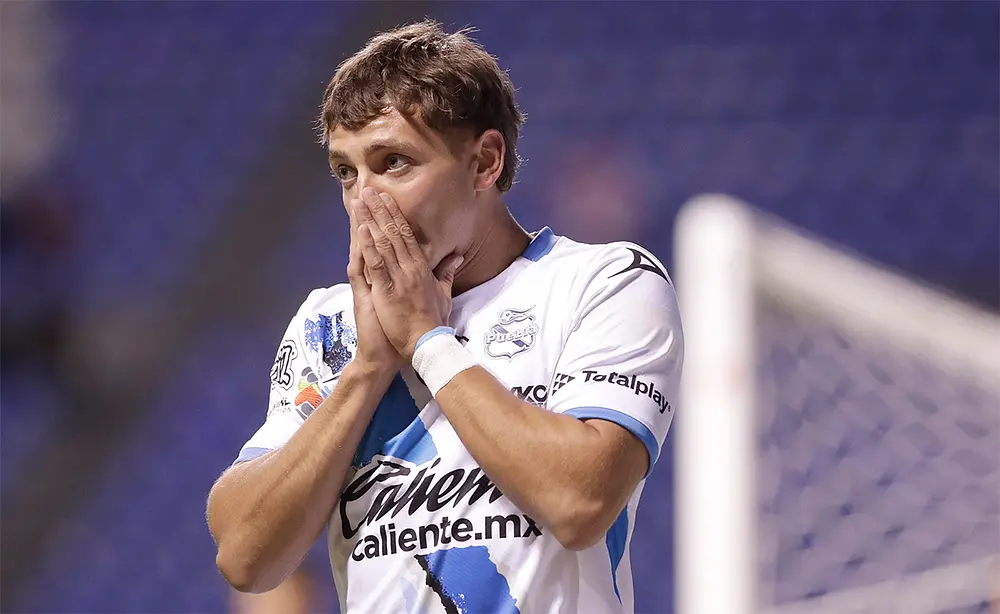 ¡HÉROE EN LA FRONTERA! argentino Maestro Puch derriba al Juárez y estrena al Puebla con victoria