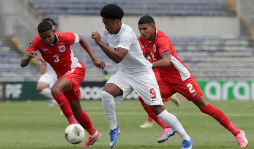 GOLPE CANADIENSE: Fotsing firma un doblete y Canadá golea 3-0 a Panamá