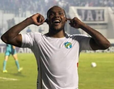 TRIPLE EMPATE EN LA CIMA: los ecuatorianos Anangonó, Carrillo y Pata lideran el goleo de la LigaPro