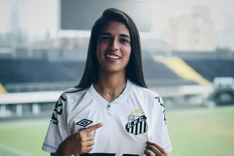 GOLPE DE VELOCIDAD: la brasileña De Souza potencia al Pachuca para el Apertura 2026
