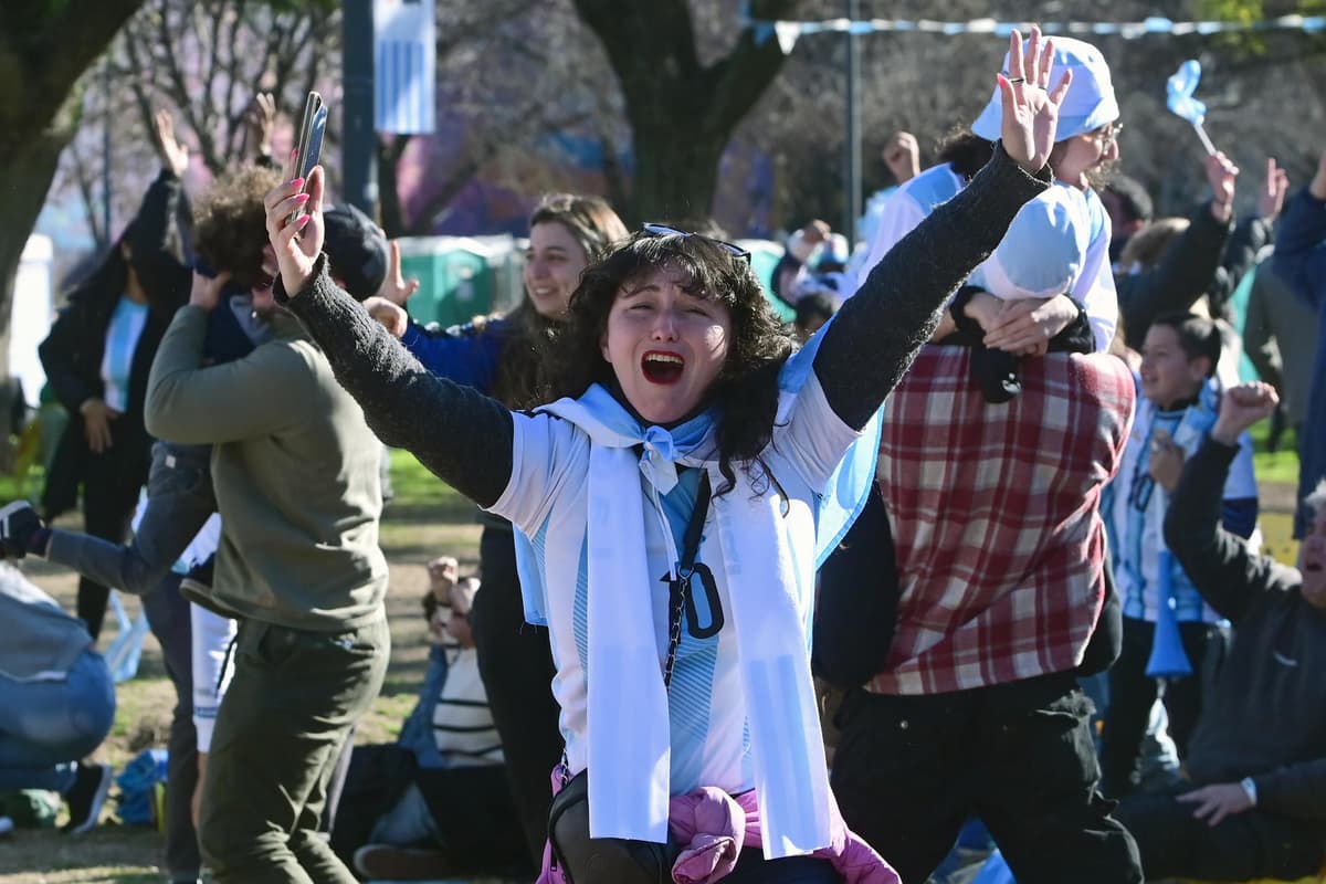 ¡YA SUEÑAN CON LA CUARTA! El argentino Messi inspira el nuevo himno de Argentina rumbo al título del Mundial 2026