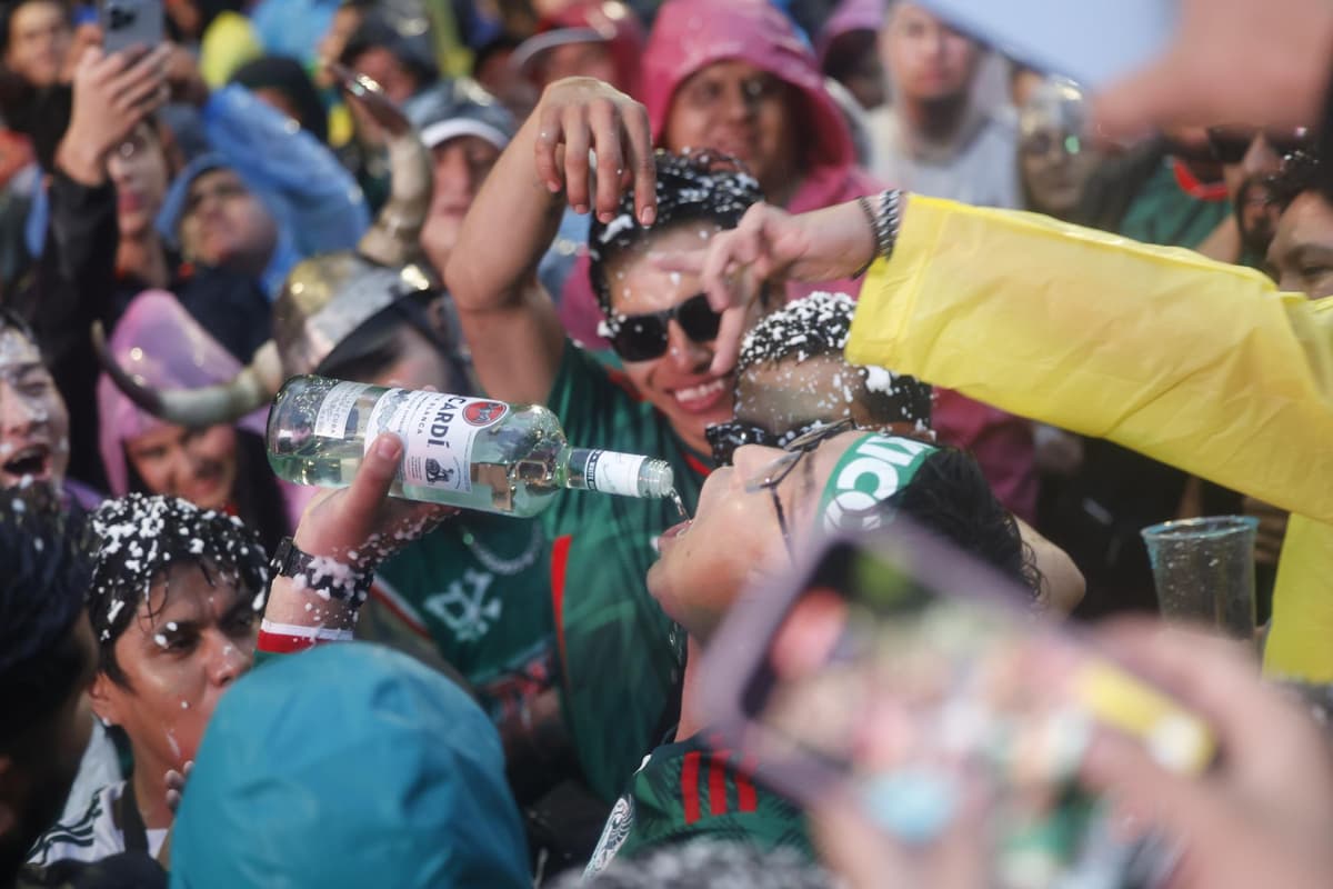 ¡LOCURA TOTAL! El mexicano Aguirre desata una celebración histórica tras eliminar a Ecuador en el Mundial 2026
