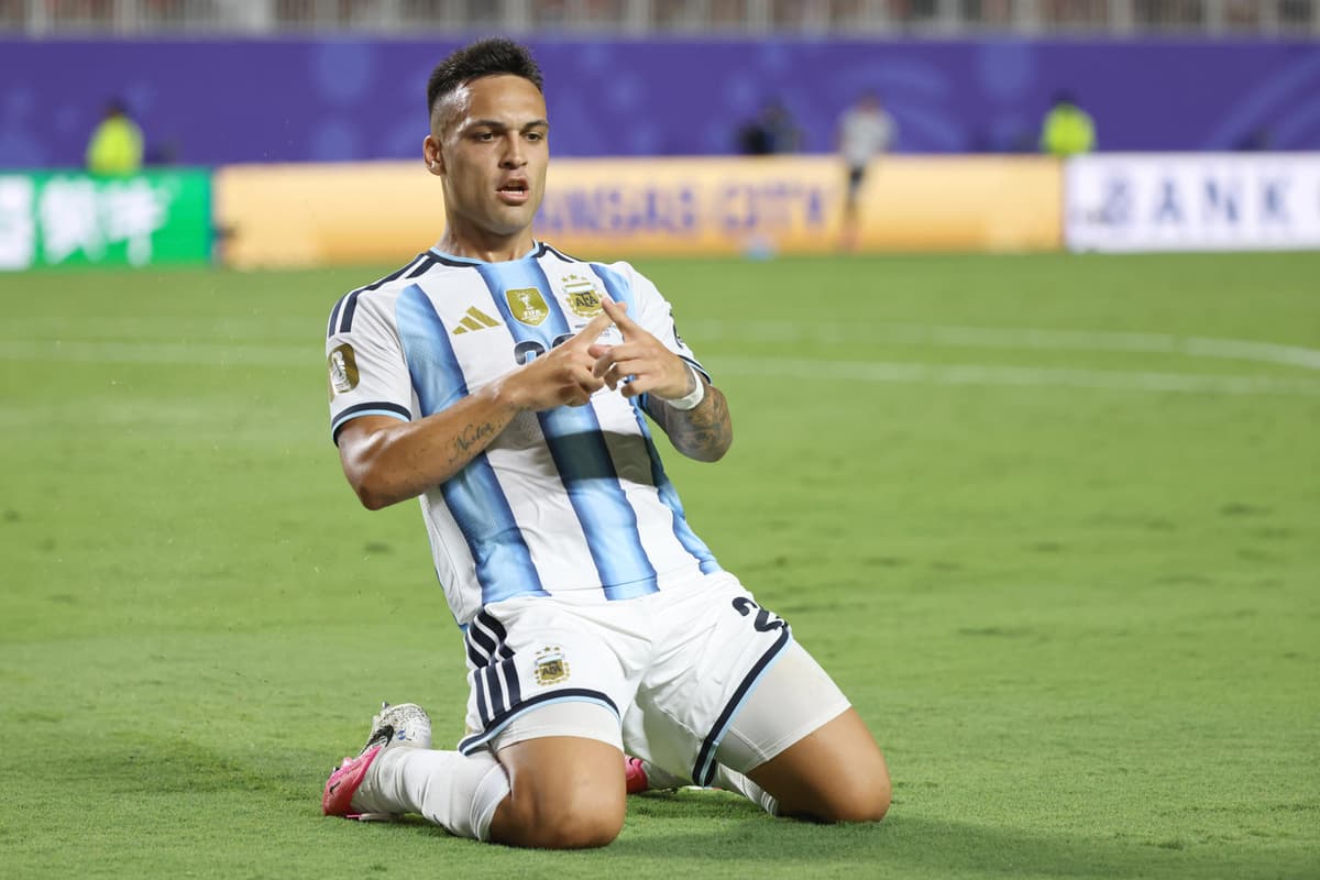 MENTALIDAD DE CAMPEÓN: el argentino Martínez destaca la paciencia de Argentina ante Suiza