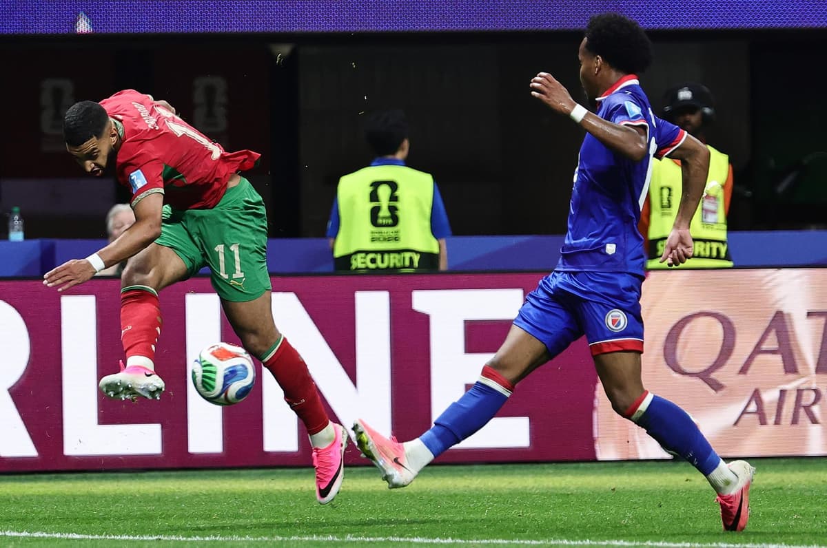 ¡BOMBAZO EN EL MERCADO! El marroquí Saibari ficha por el Bayern Múnich en un traspaso récord
