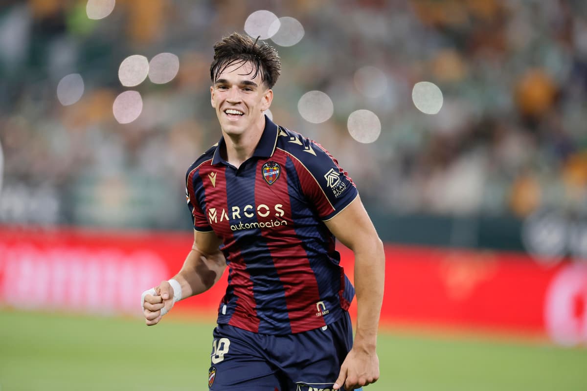 Carlos Espí, nuevo jugador del Real Madrid para las cinco próximas temporadas