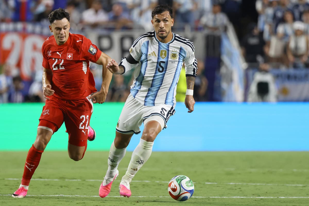 SIN SUFRIR NO SE VALE: el argentino Paredes celebra el pase de Argentina a semifinales del Mundial 2026