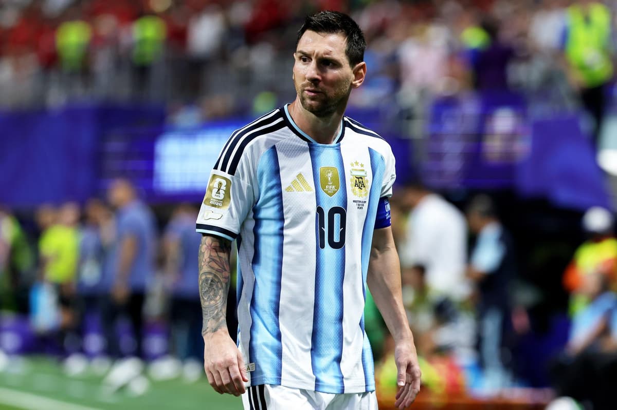 HACE HISTORIA EN CADA PARTIDO: el argentino Messi rompe récords y amenaza la marca goleadora de los Mundiales