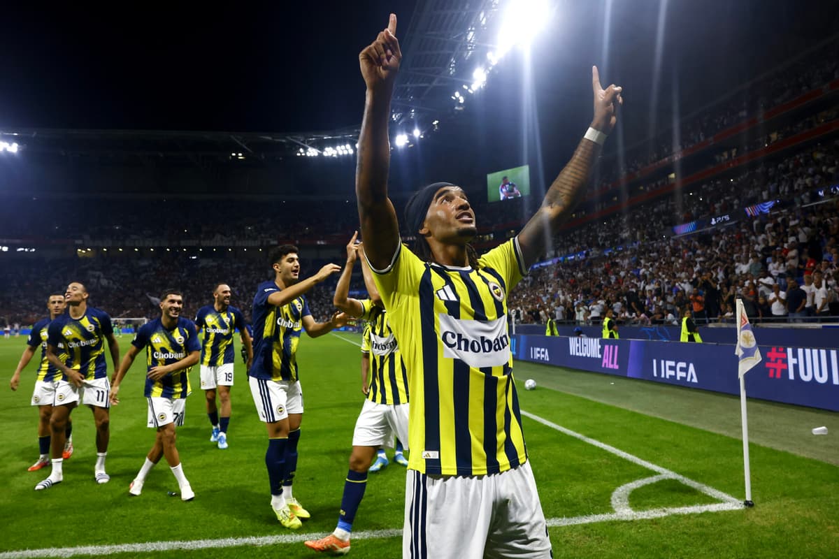 ¡CLASIFICADOS! AEK Atenas, Viking, Fenerbahçe y Slovan completan la Champions