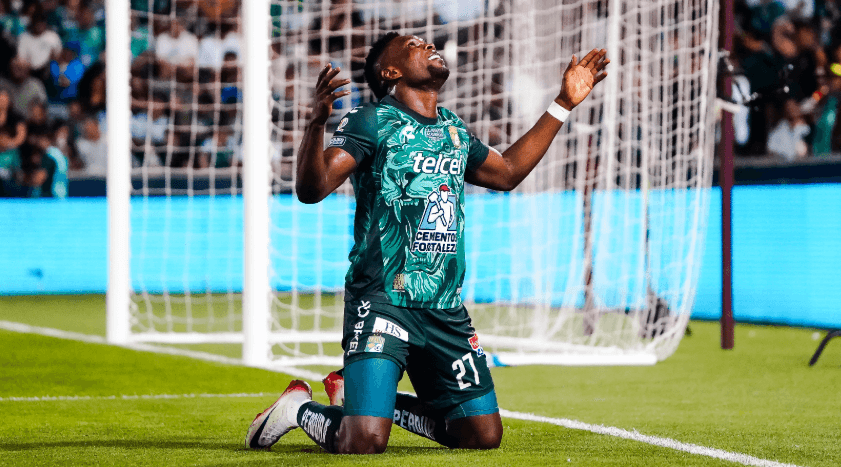 ¡DUPLA LETAL! Los colombianos Cambindo y Arcila brillan con León
