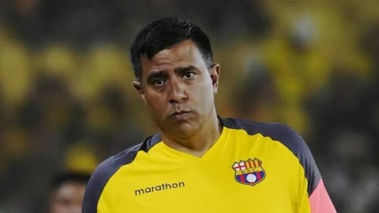 ¡ADIÓS EN GUAYAQUIL! Farías deja el banquillo de Barcelona