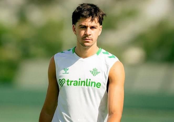 ¡OFICIAL! El uruguayo Petit llega al Cádiz cedido por el Betis