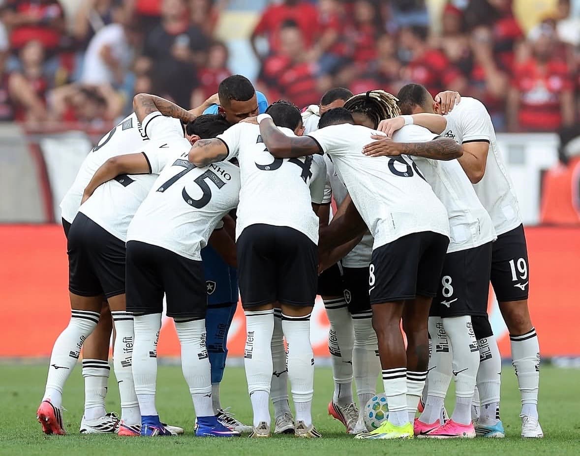 ¡GOLEADA! El colombiano Carrascal impulsa al Flamengo ante Botafogo