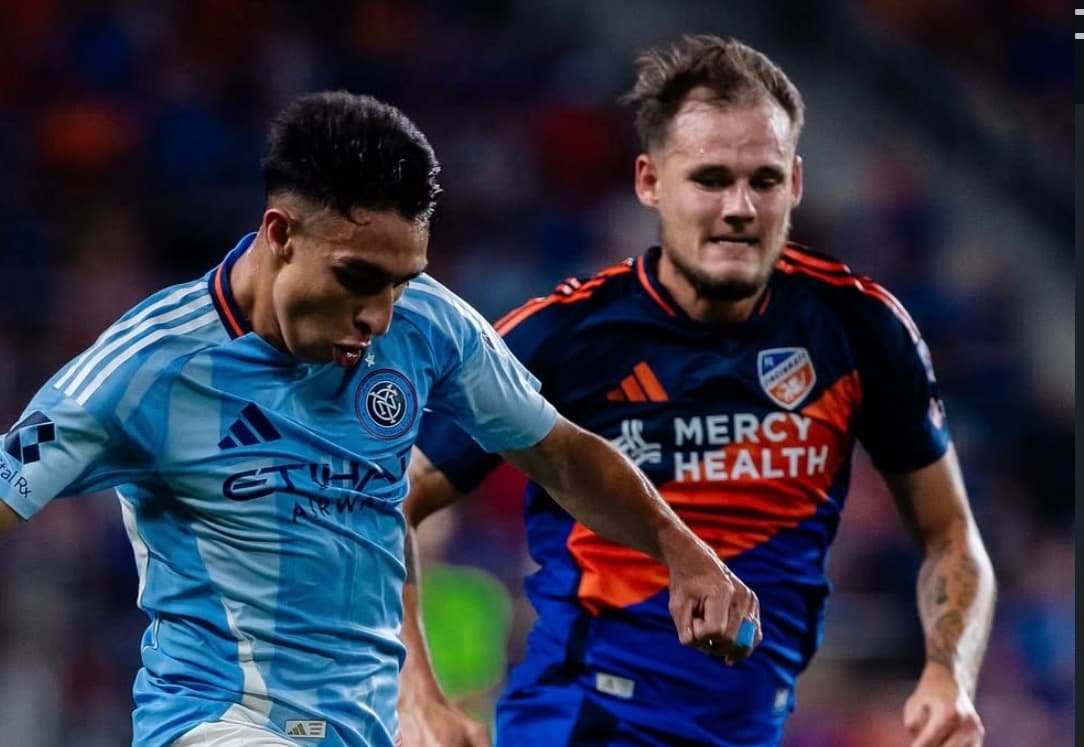 ¡DUELO CLAVE! El brasileño Evander y el argentino Fernández chocan en la MLS