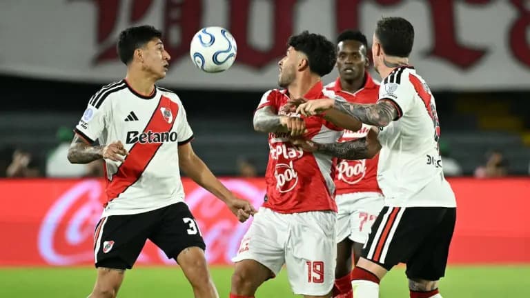 ¡EMPATE SIN GOL! El Argentino Bustos perdona y River Plate resiste