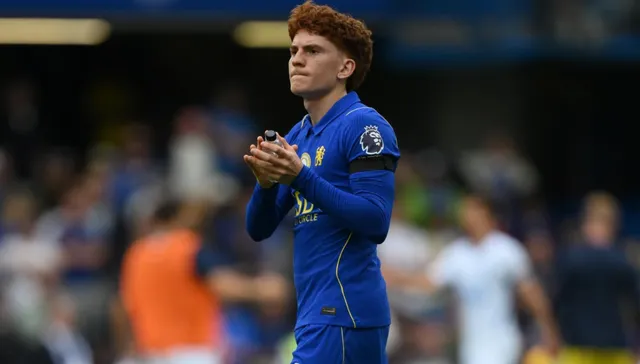 ¡TENSIÓN! El argentino Barco recibe cánticos por las Malvinas en Stamford Bridge