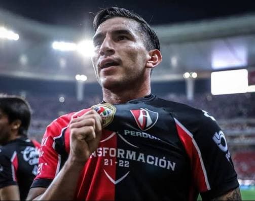 ¡RENACIMIENTO ROJINEGRO! El mexicano Zaldívar vuelve a brillar con Atlas en 2026