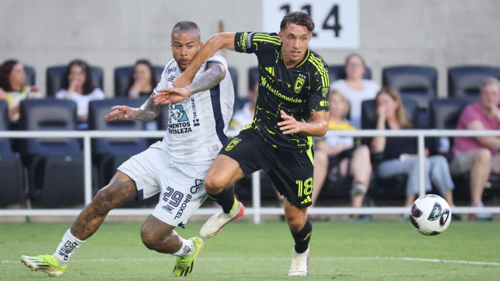 ¡AL BORDE DEL ADIÓS! El venezolano Rondón y Pachuca caen ante Columbus en la Leagues Cup