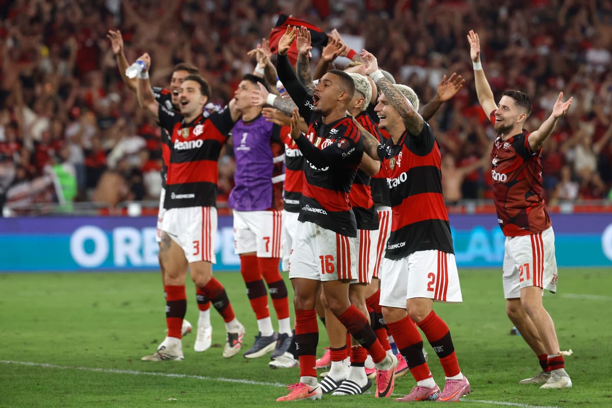 ¡GOLAZOS! El uruguayo Arrascaeta y el brasileño Lino meten al Flamengo en cuartos