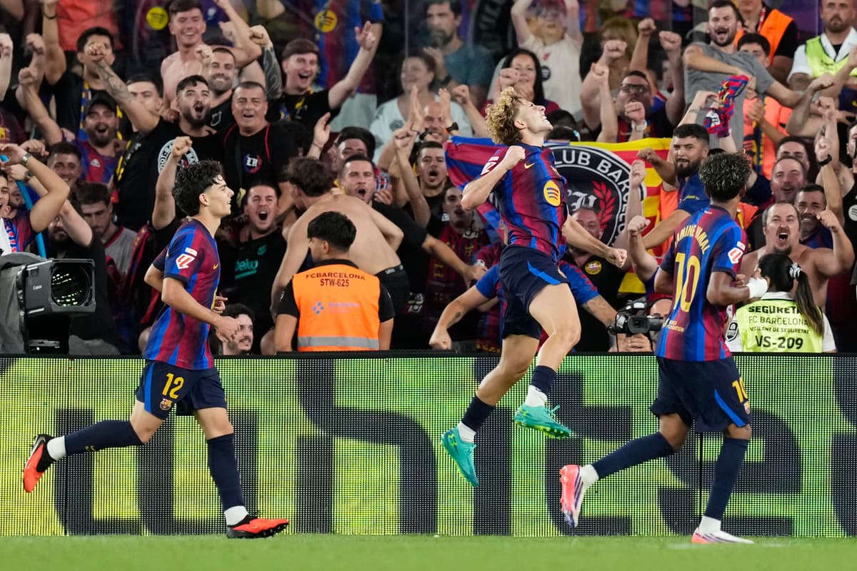 ¡PEGADA BRASILEÑA! El brasileño Raphinha guía al Barcelona
