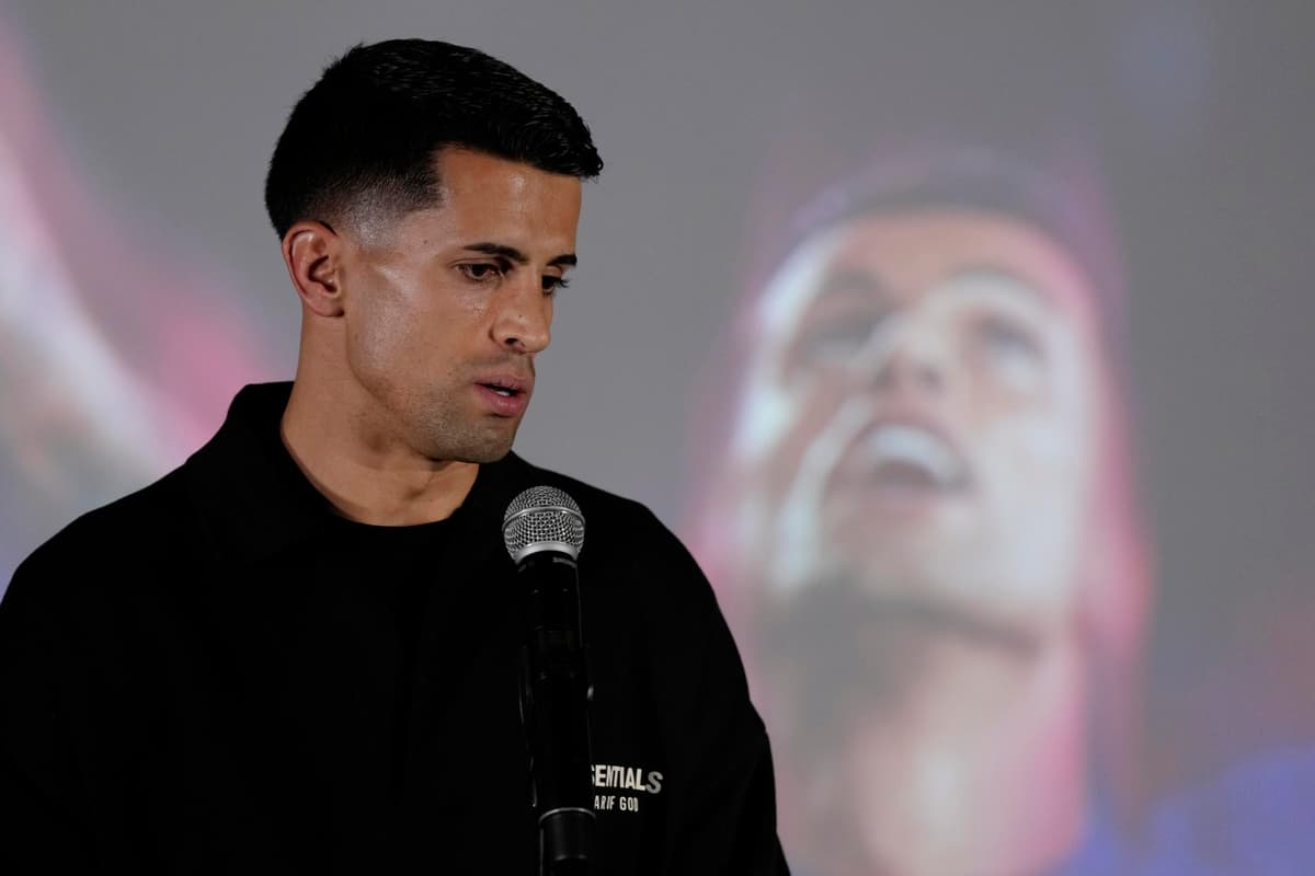 Cancelo llega a Barcelona para iniciar su tercera etapa en el Barça