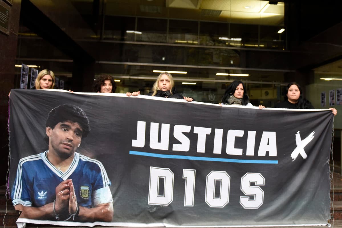 Dos psiquiatras que analizaron la muerte de Maradona declararán en el juicio