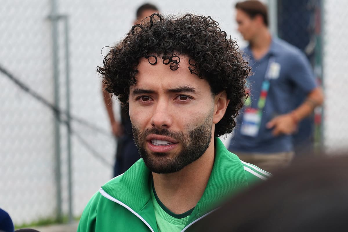 ¡DE VUELTA! El mexicano César Huerta regresa a Pumas UNAM