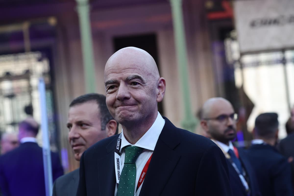 ¡GIRO RADICAL! La Federación italiana retira su apoyo a Infantino