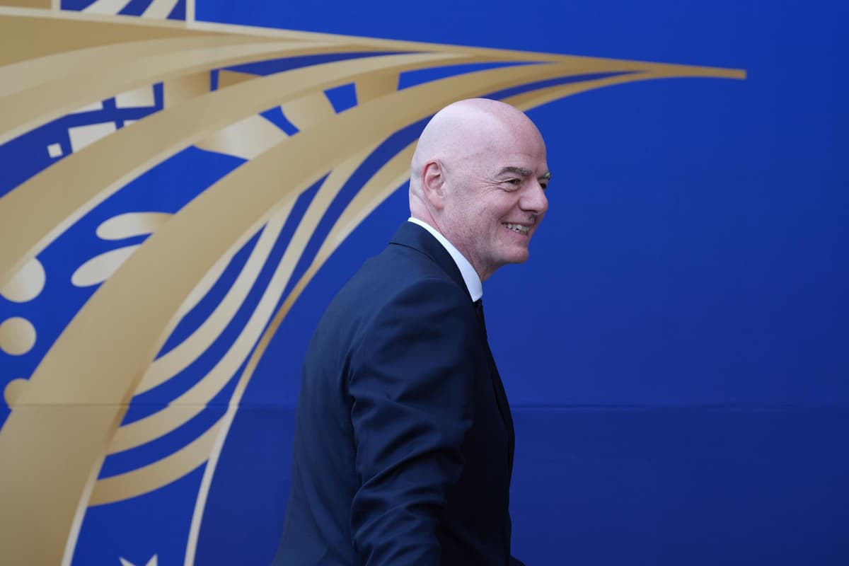 Gales, primera federación en retirar su apoyo a Infantino