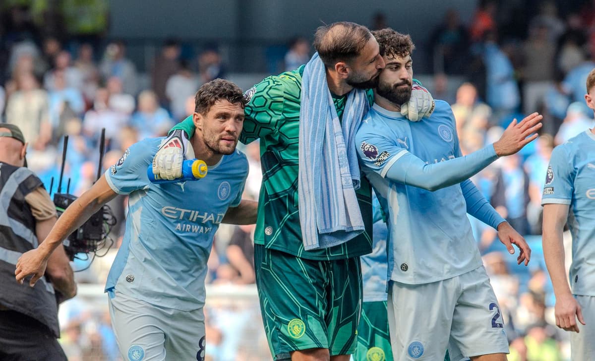¡REMONTADA! Los brasileños Evanilson y Rayan sufren el giro final del City