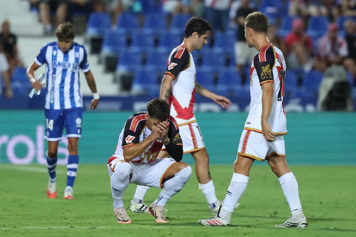 ¡EMPATE AGÓNICO! El dominicano Díaz rescata al Alavés ante el Rayo